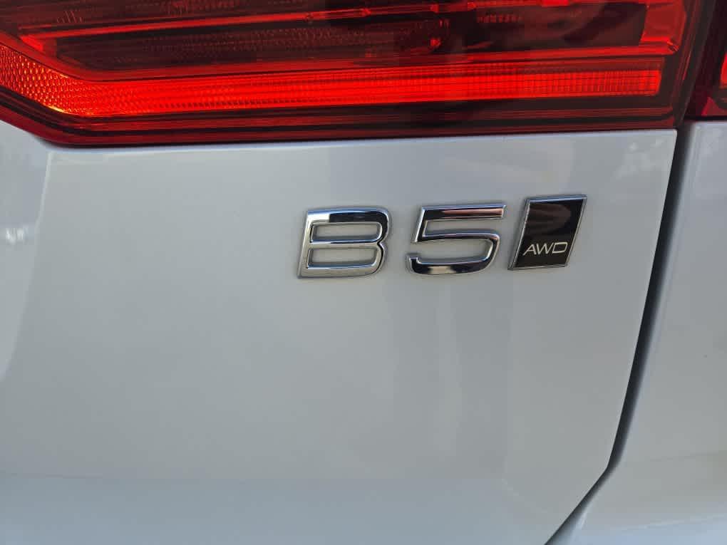 used 2023 Volvo XC60 car, priced at $30,500