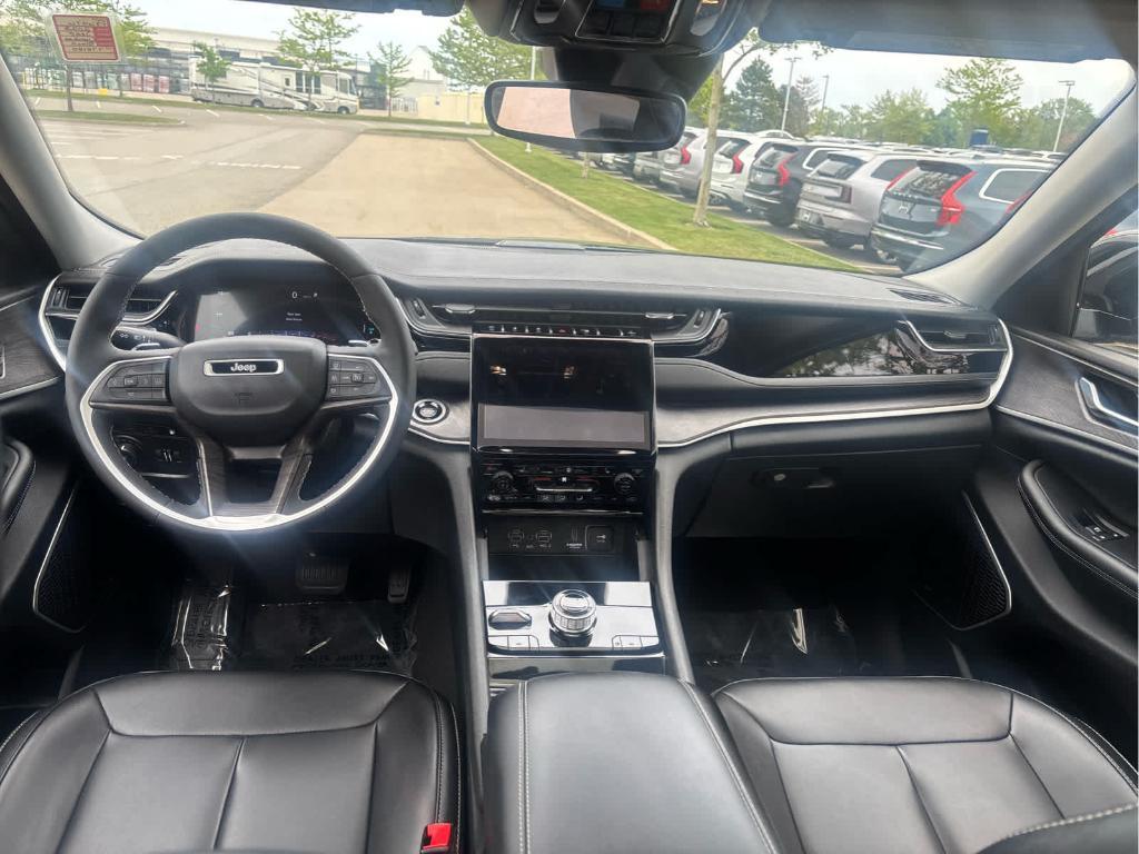 used 2023 Jeep Grand Cherokee 4xe car, priced at $28,094