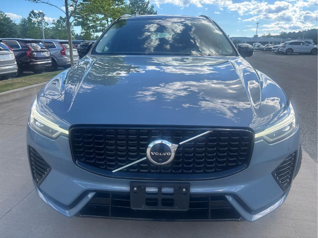used 2023 Volvo XC60 car, priced at $33,794