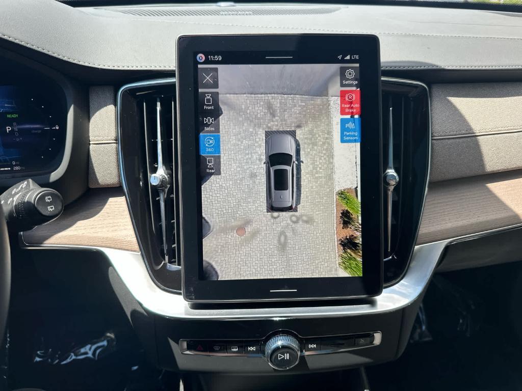 new 2026 Volvo XC90 Plug-In Hybrid car, priced at $86,724