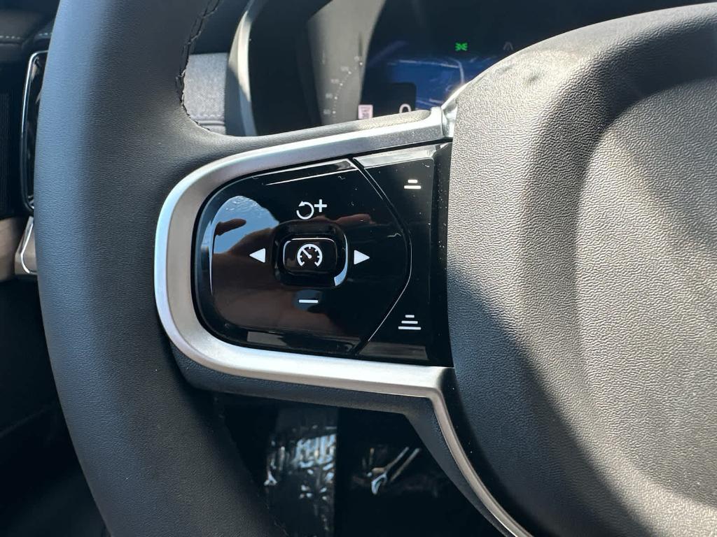 new 2026 Volvo XC90 Plug-In Hybrid car, priced at $86,724