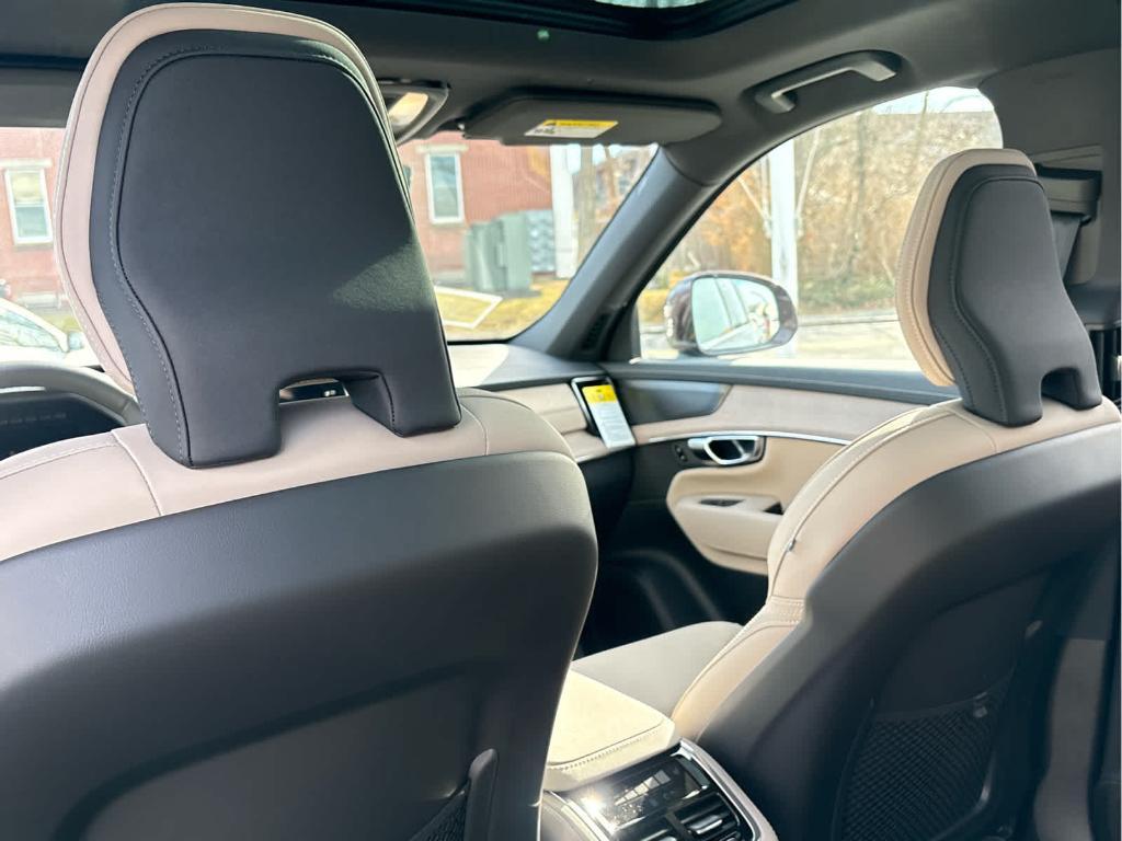 new 2026 Volvo XC90 car, priced at $69,044