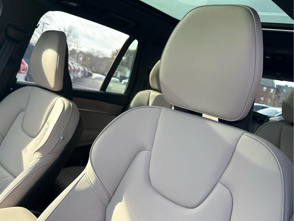 new 2026 Volvo XC90 car, priced at $69,044