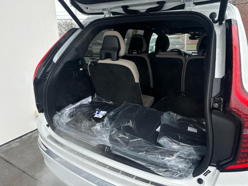 new 2026 Volvo XC90 car, priced at $71,825