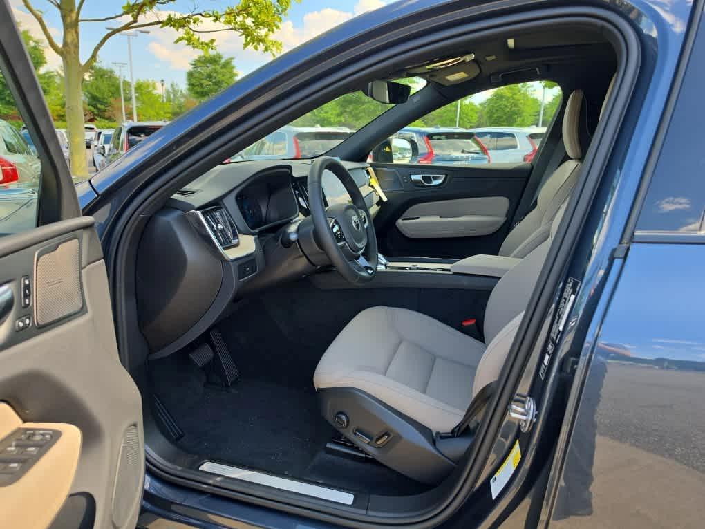 new 2026 Volvo XC60 car, priced at $59,084