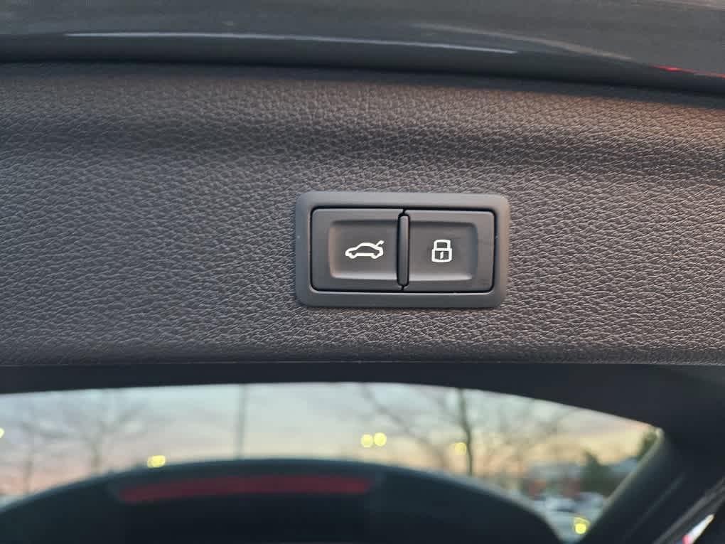 used 2022 Audi Q3 car, priced at $23,300