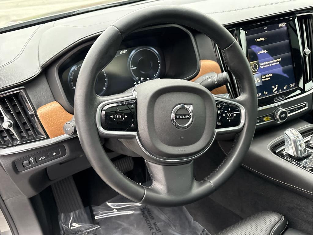 used 2018 Volvo S90 Recharge Plug-In Hybrid car, priced at $17,900