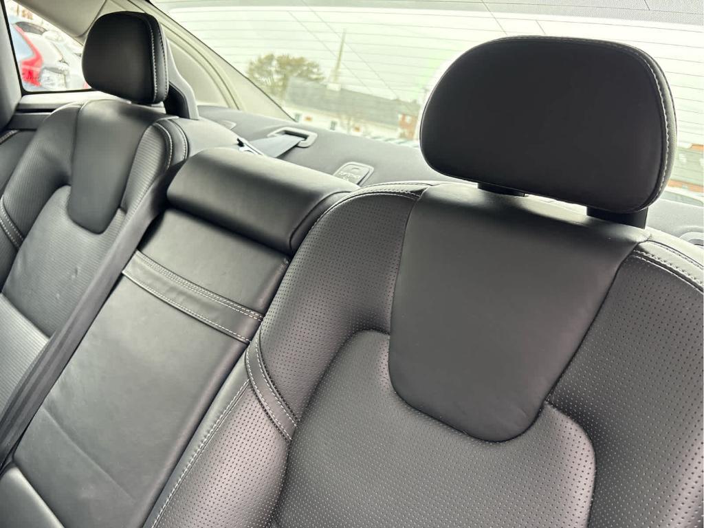 used 2018 Volvo S90 Recharge Plug-In Hybrid car, priced at $17,900