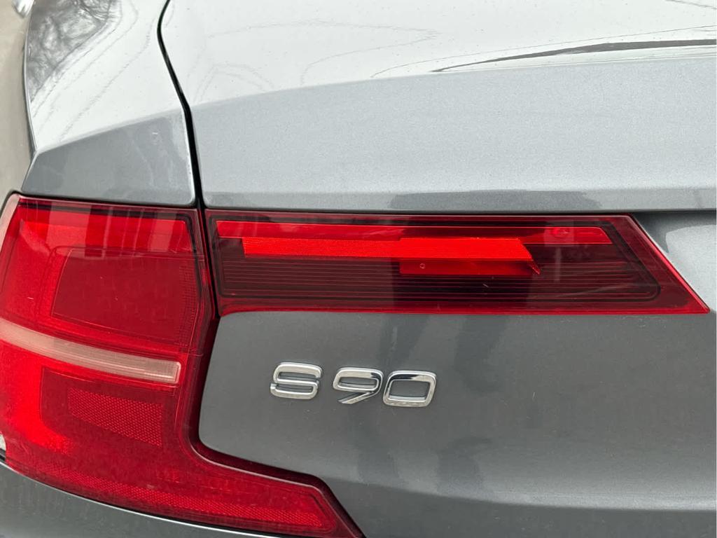 used 2018 Volvo S90 Recharge Plug-In Hybrid car, priced at $17,900