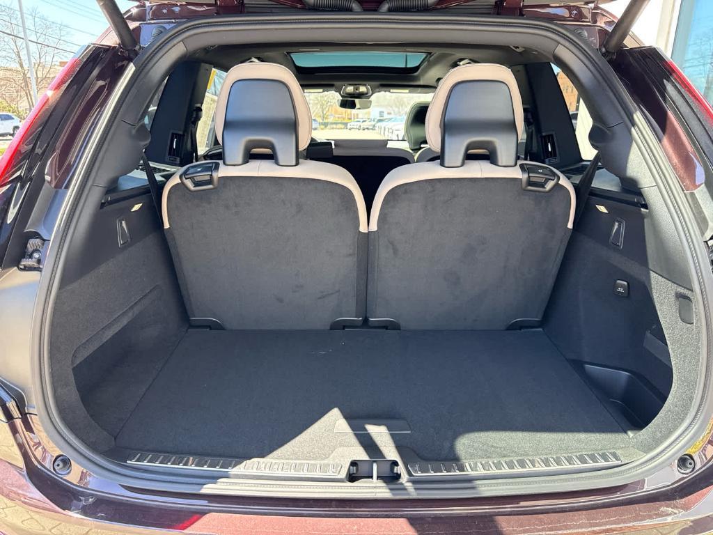 new 2026 Volvo XC90 car, priced at $68,224