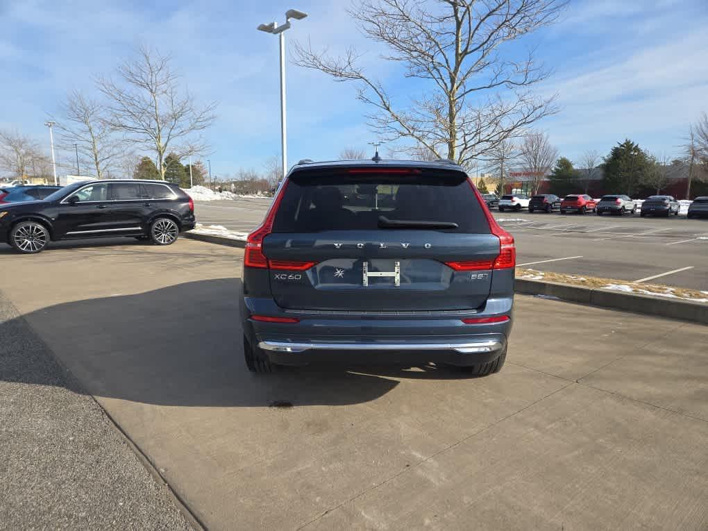 used 2023 Volvo XC60 car, priced at $34,600