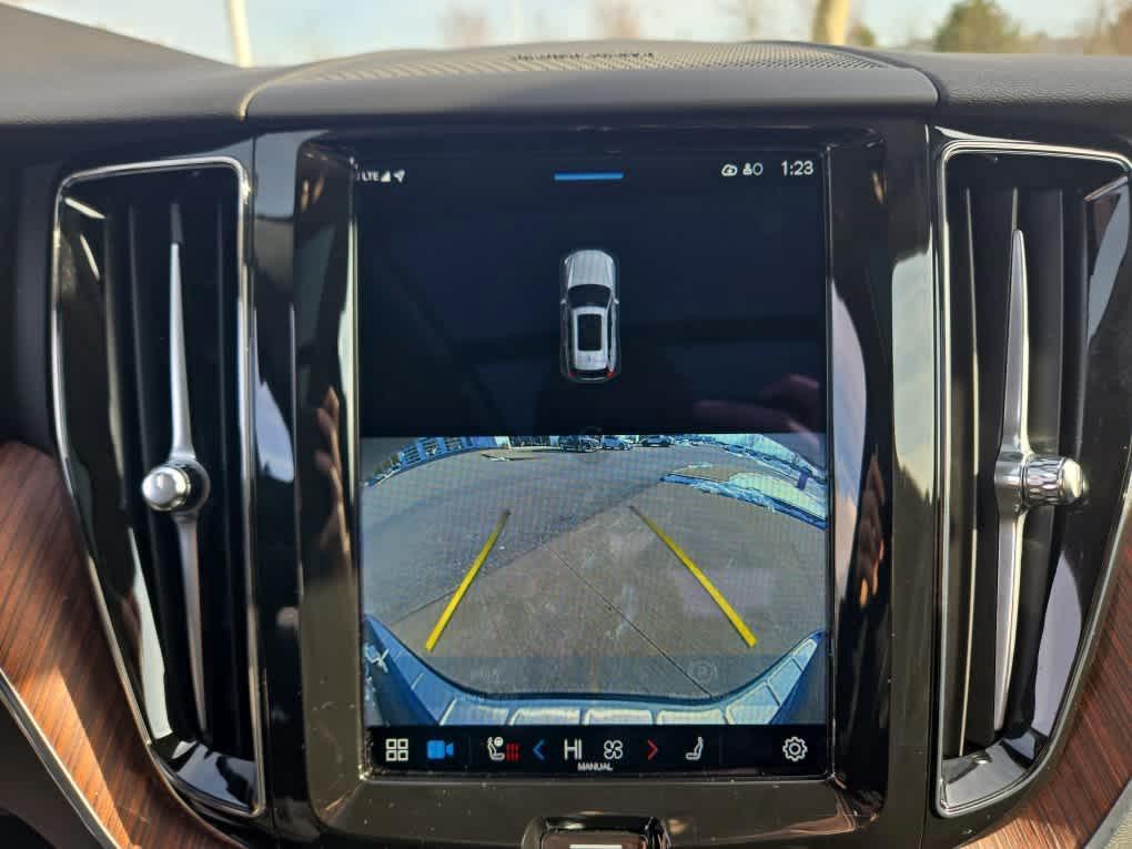 used 2023 Volvo XC60 car, priced at $34,600