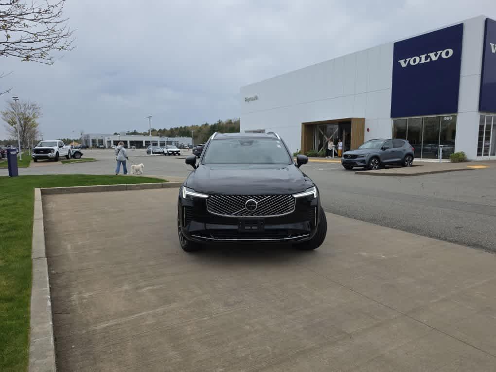 used 2025 Volvo XC90 car