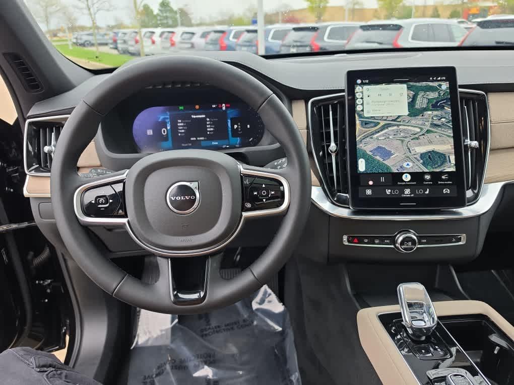 used 2025 Volvo XC90 car