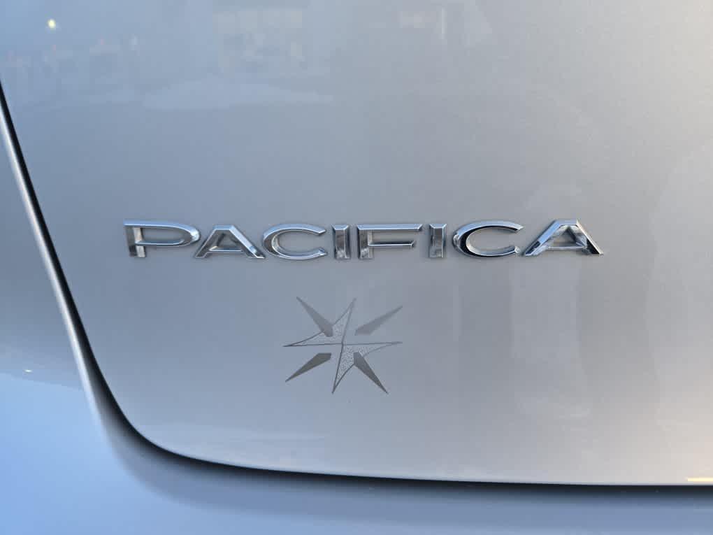 used 2024 Chrysler Pacifica car, priced at $34,400