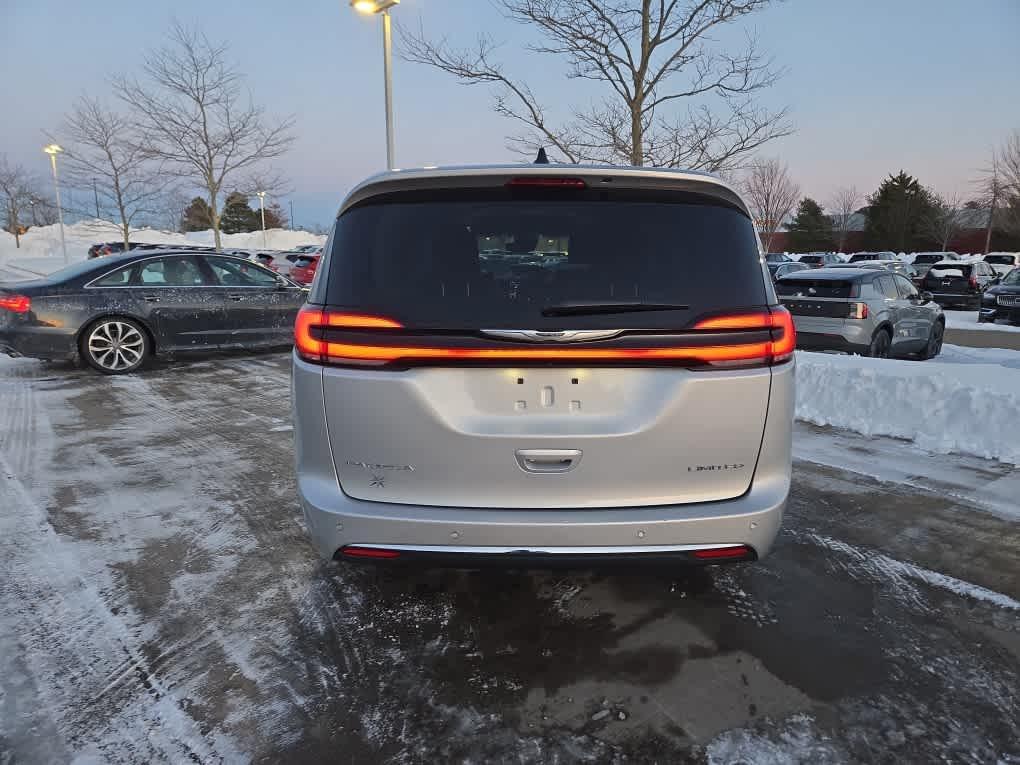 used 2024 Chrysler Pacifica car, priced at $34,400