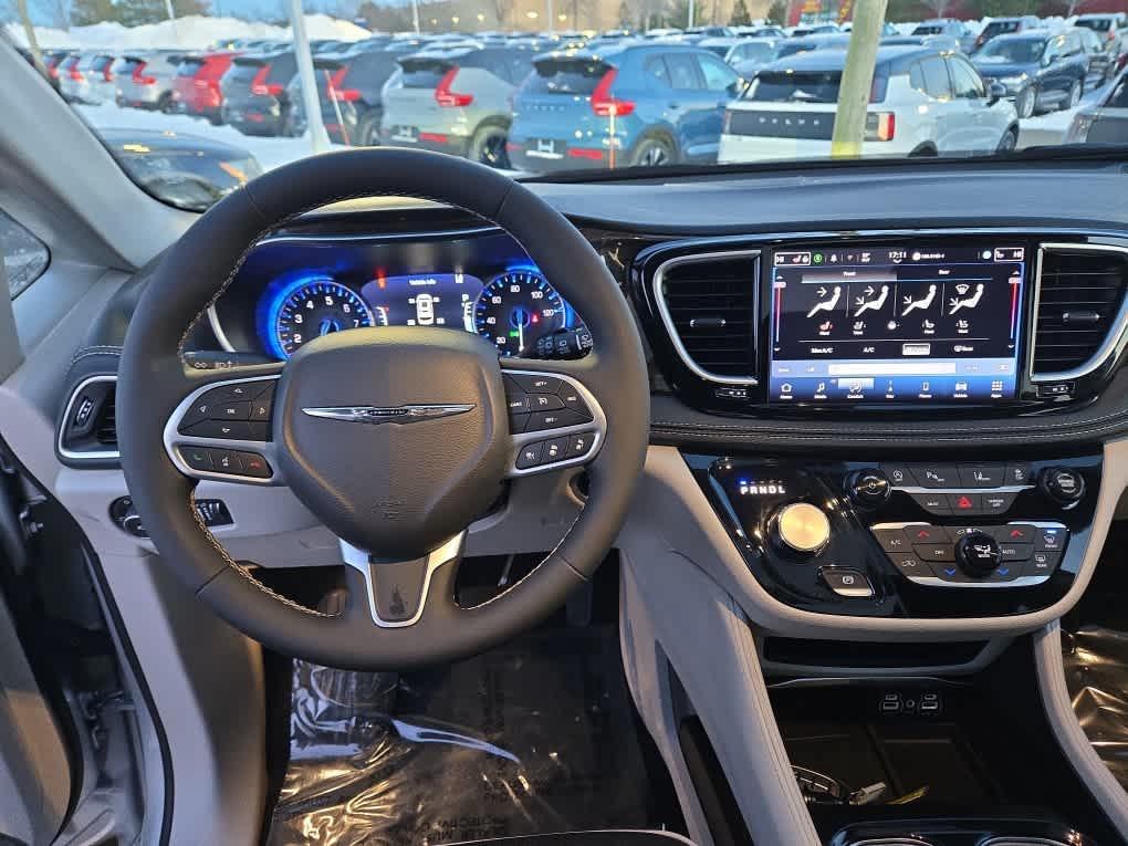 used 2024 Chrysler Pacifica car, priced at $34,400