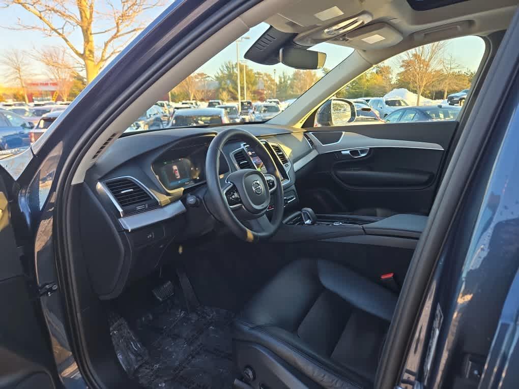 used 2023 Volvo XC90 car, priced at $34,500