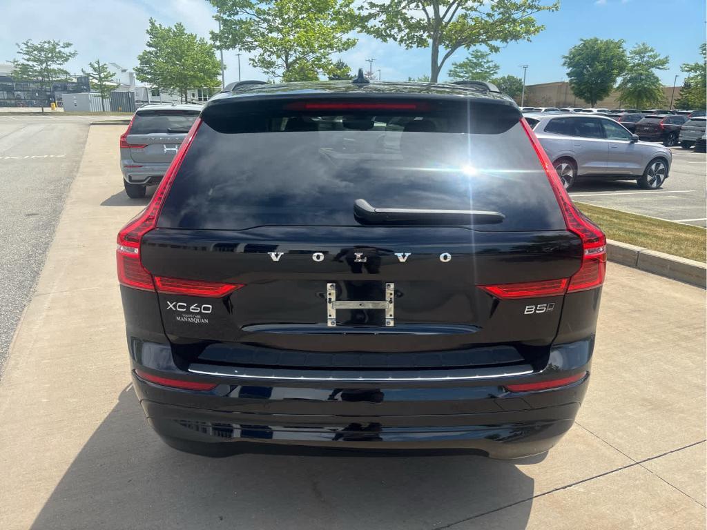 used 2023 Volvo XC60 car, priced at $31,794