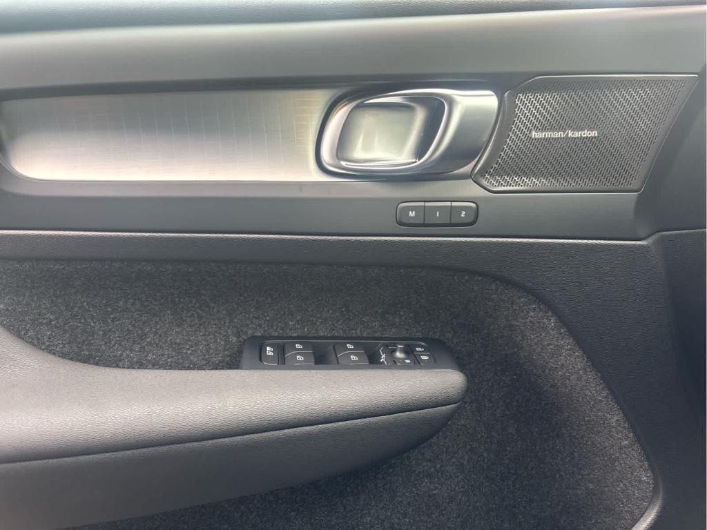 new 2026 Volvo XC40 car, priced at $54,960