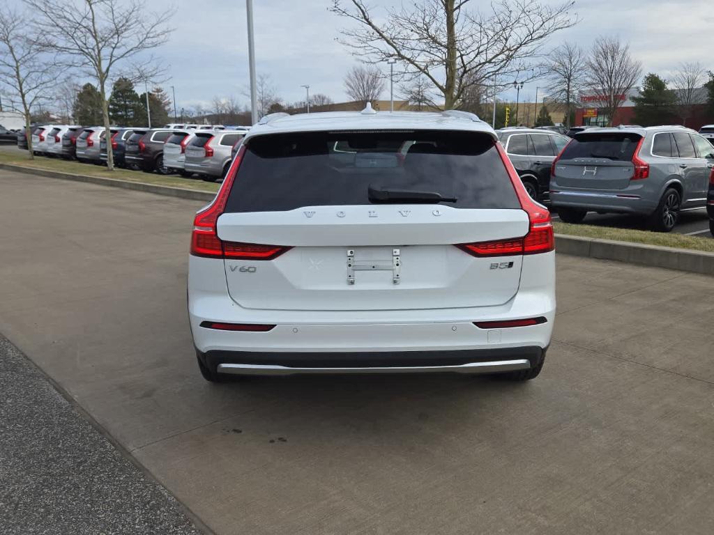 used 2025 Volvo V60 Cross Country car, priced at $39,500