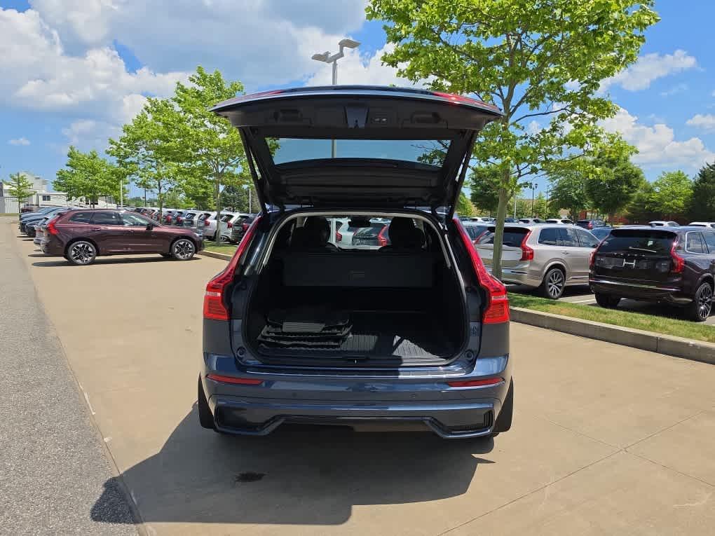 used 2024 Volvo XC60 car, priced at $34,094