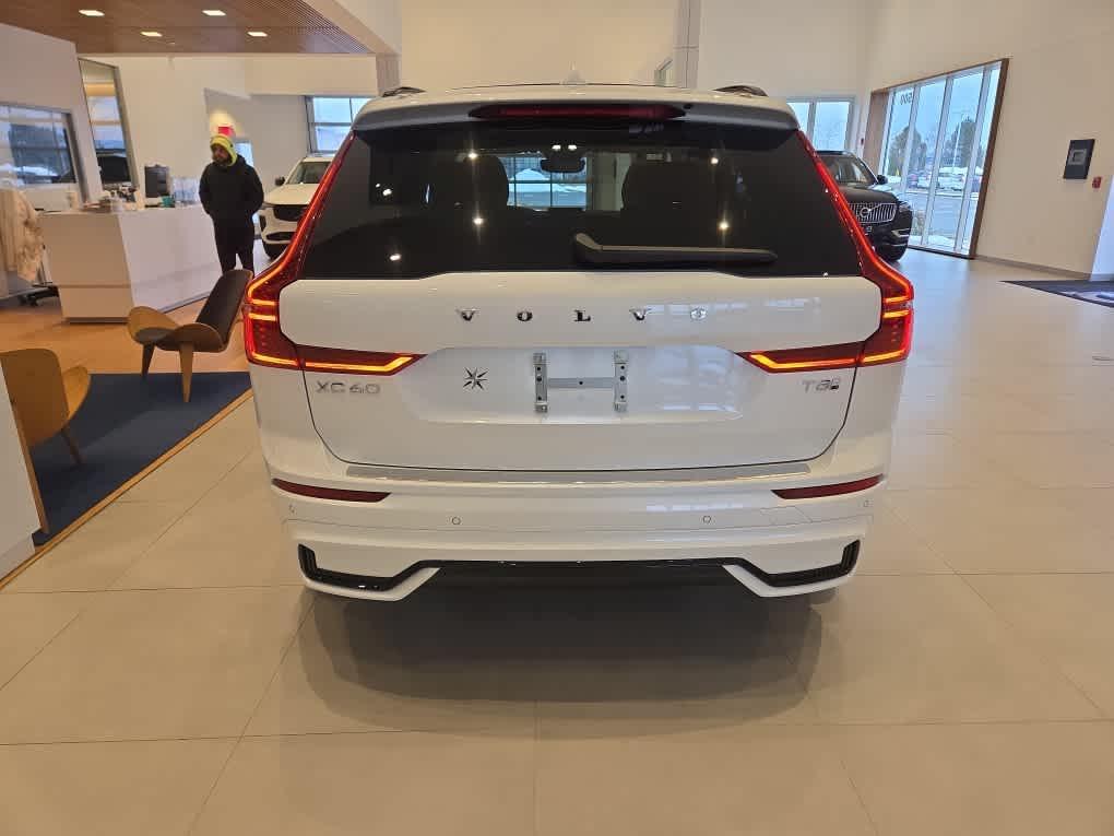 new 2026 Volvo XC60 Plug-In Hybrid car, priced at $75,235