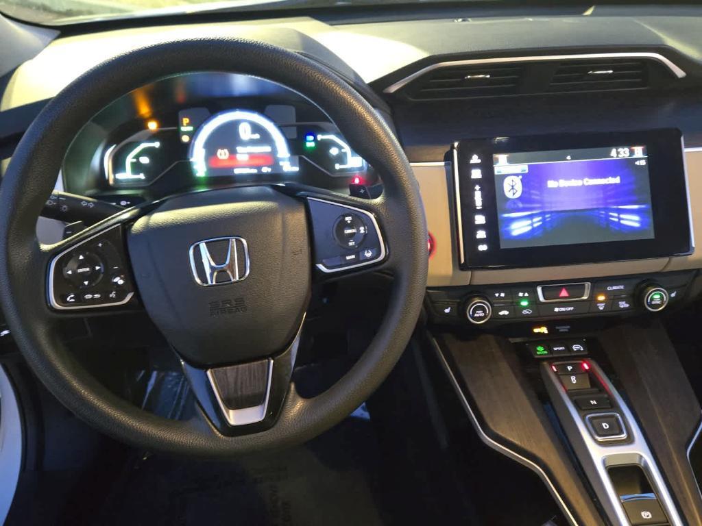 used 2018 Honda Clarity Plug-In Hybrid car, priced at $14,500