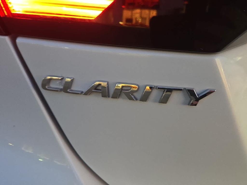 used 2018 Honda Clarity Plug-In Hybrid car, priced at $14,500