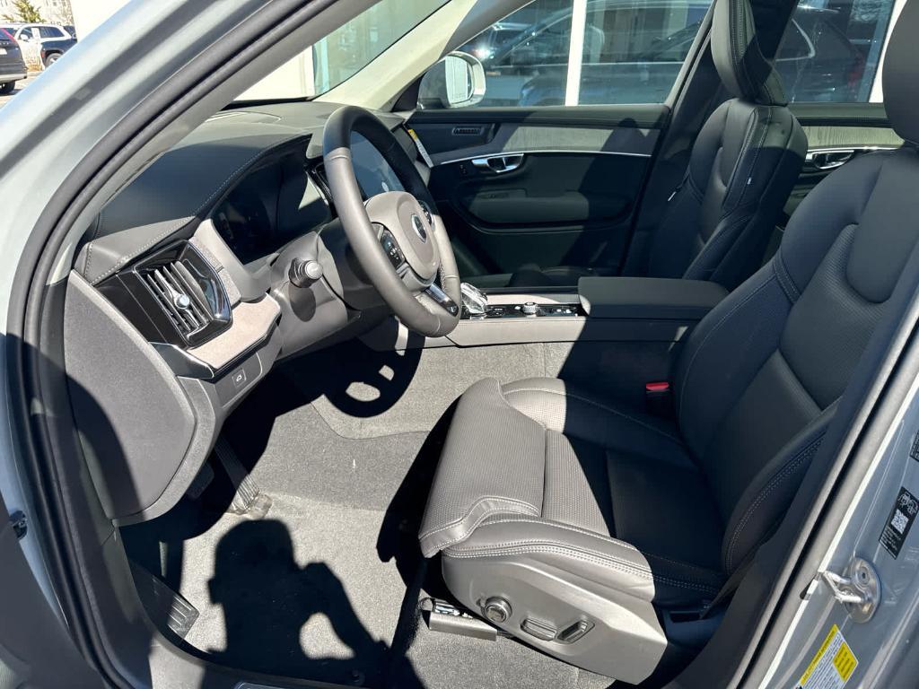 new 2026 Volvo XC90 car, priced at $75,749