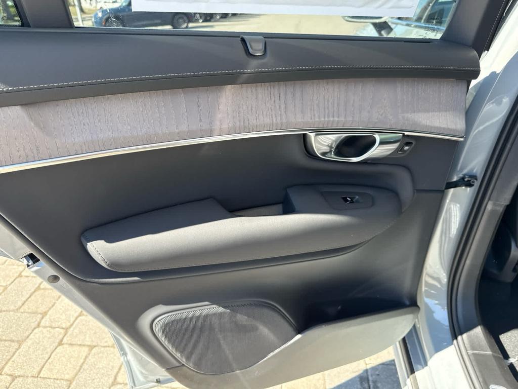 new 2026 Volvo XC90 car, priced at $75,749