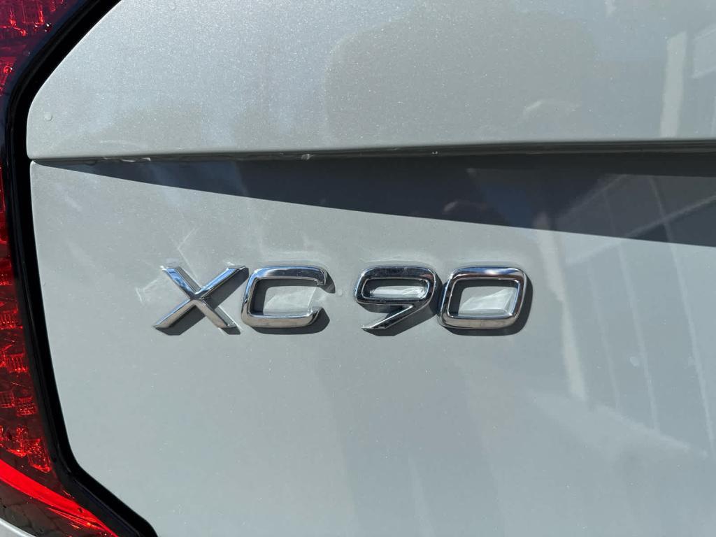 new 2026 Volvo XC90 car, priced at $75,749