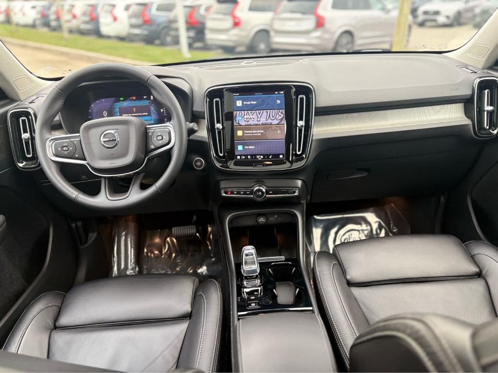 used 2023 Volvo XC40 car, priced at $27,800