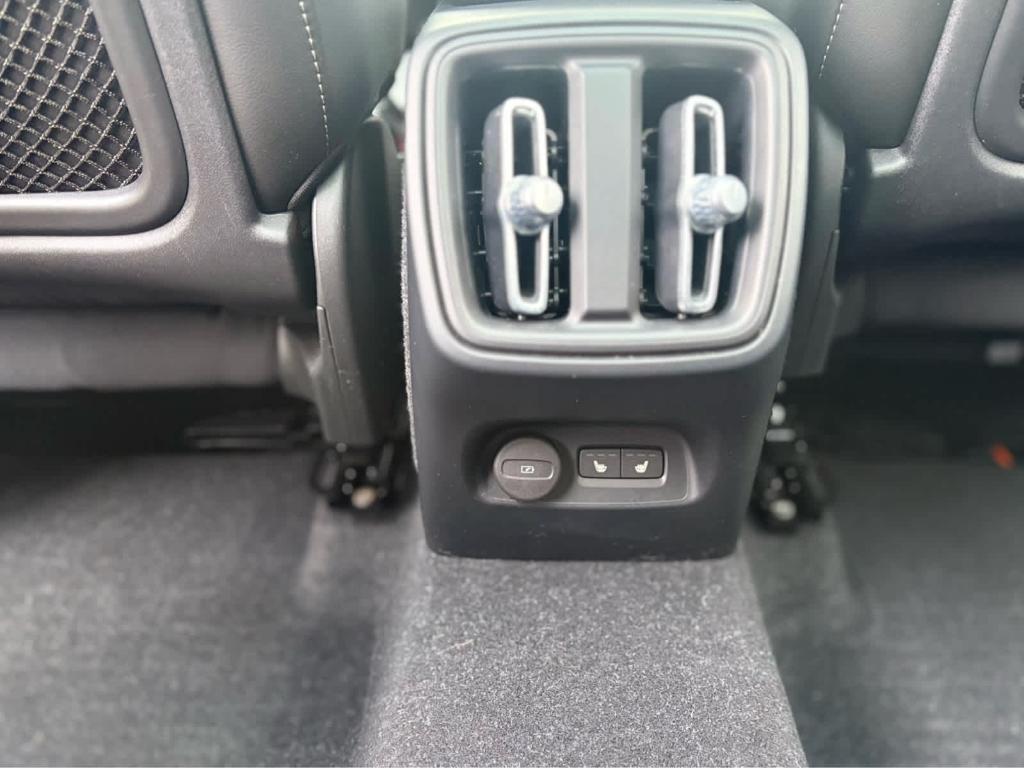 used 2023 Volvo XC40 car, priced at $27,800