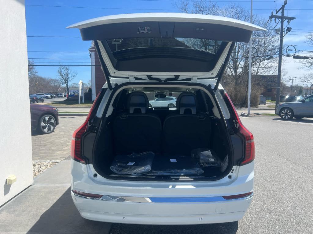 new 2025 Volvo XC90 Plug-In Hybrid car, priced at $81,495