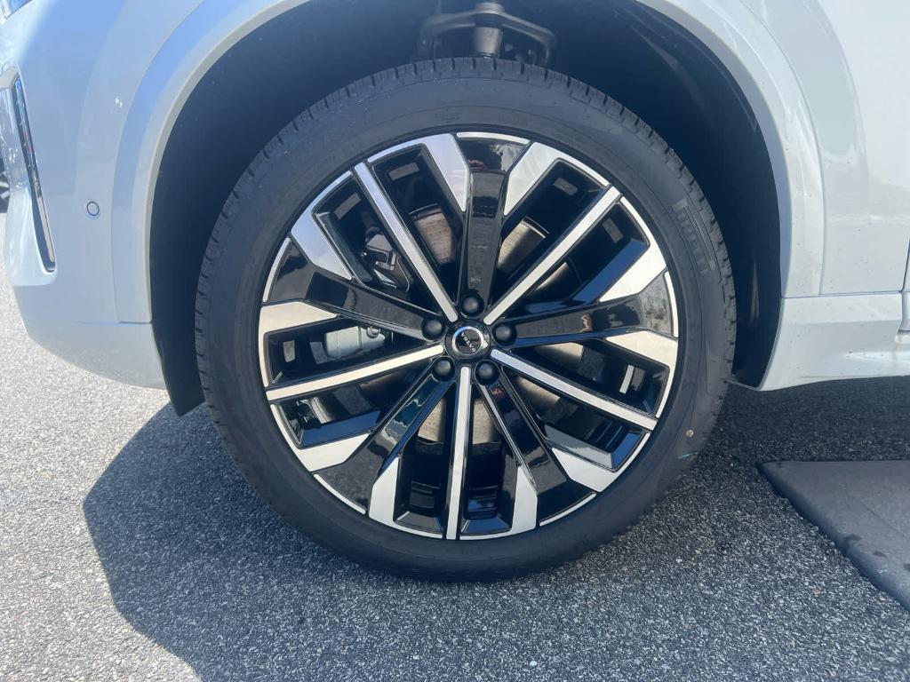 new 2025 Volvo XC90 Plug-In Hybrid car, priced at $81,495