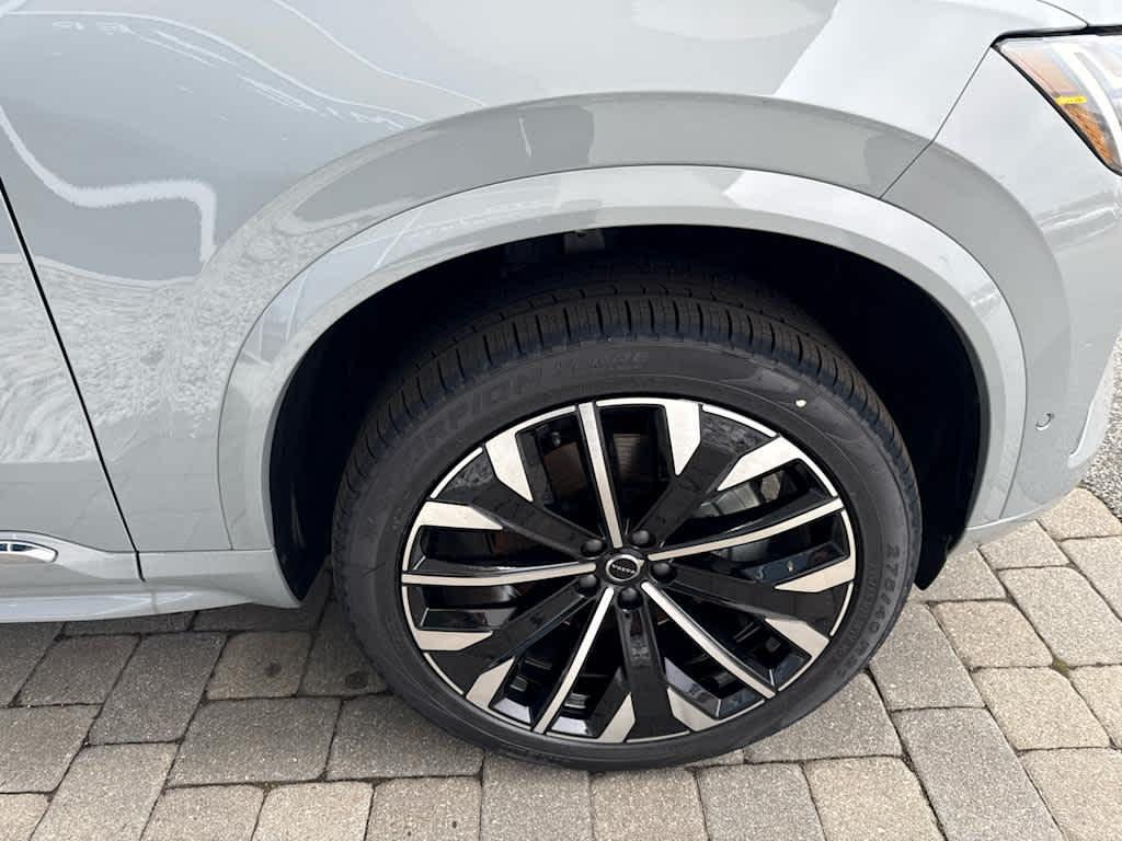 new 2026 Volvo XC90 Plug-In Hybrid car, priced at $86,219