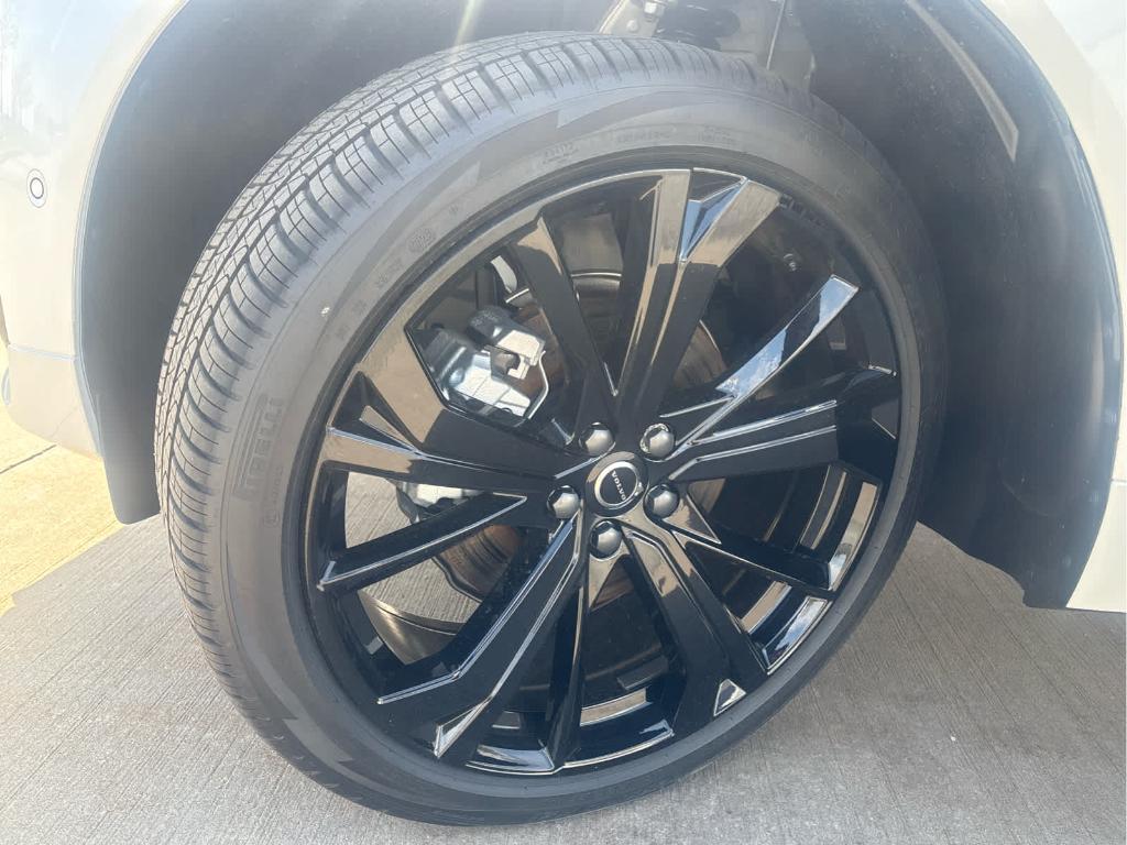 new 2026 Volvo XC60 car, priced at $64,784