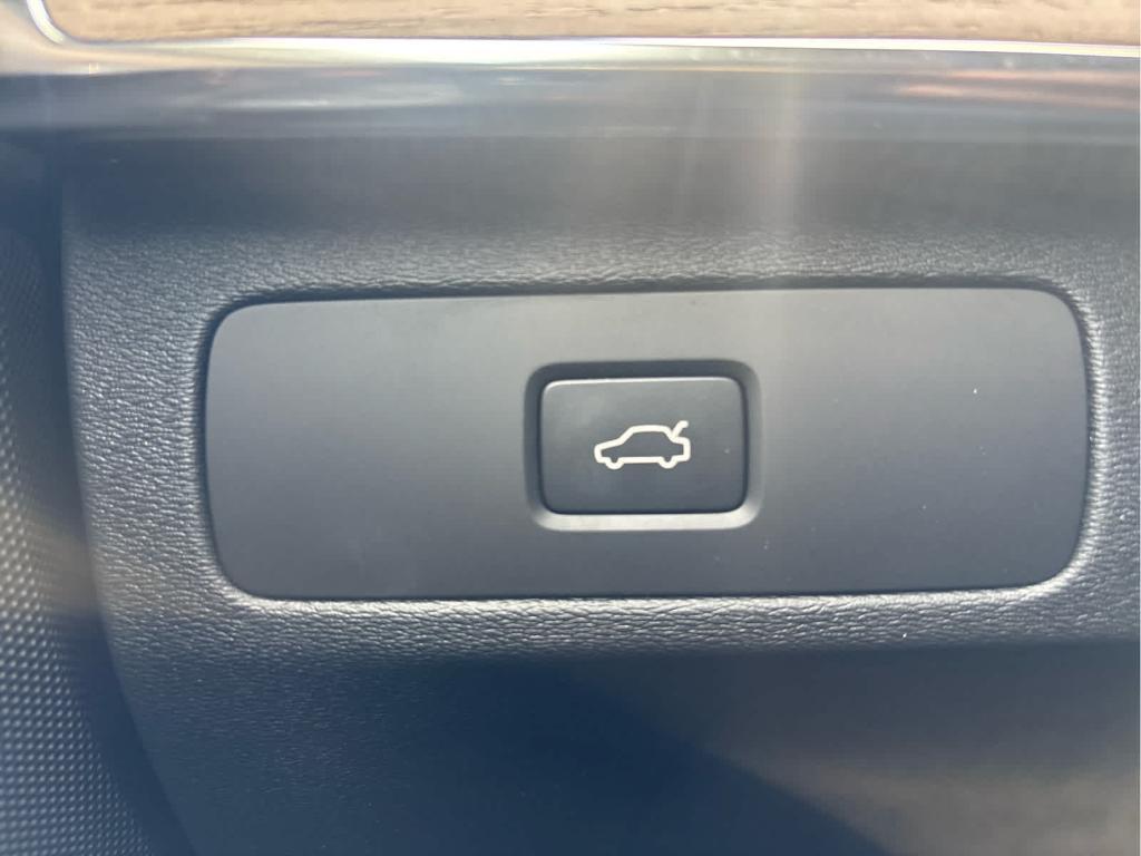 new 2026 Volvo XC90 car, priced at $73,130