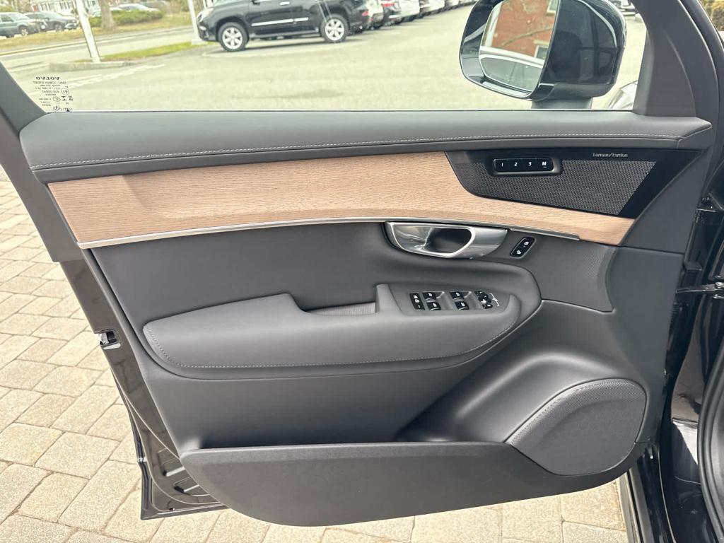 used 2026 Volvo XC90 car, priced at $60,494