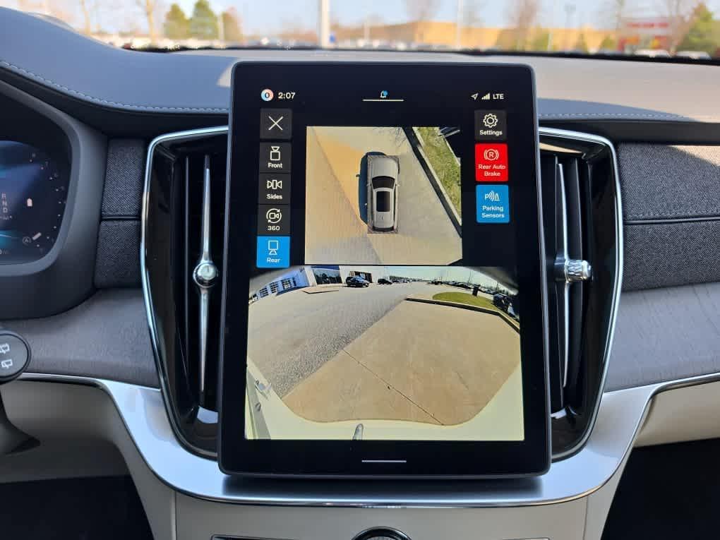 new 2026 Volvo XC90 car, priced at $76,674