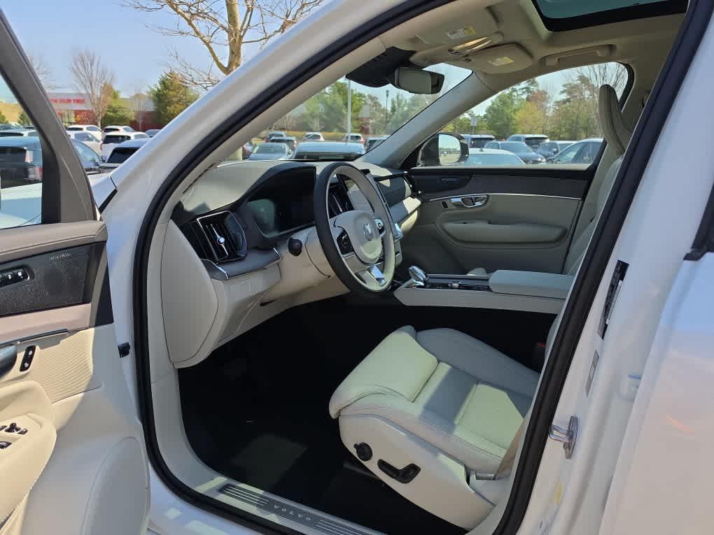 new 2026 Volvo XC90 car, priced at $76,674