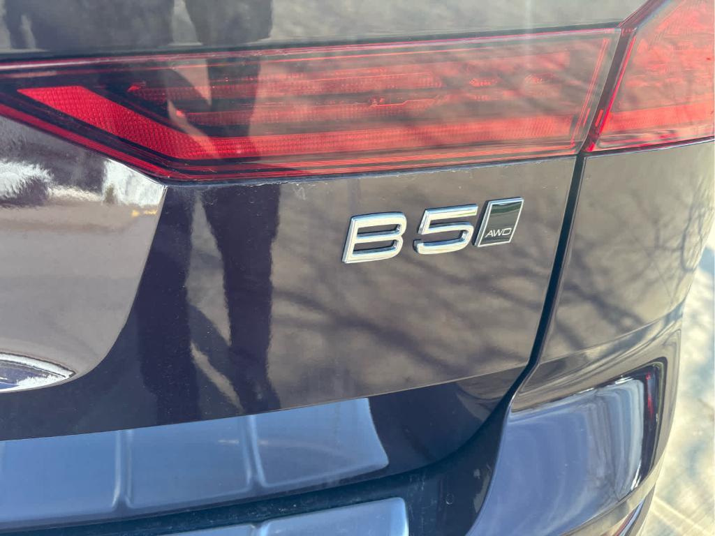 new 2026 Volvo XC60 car, priced at $59,884