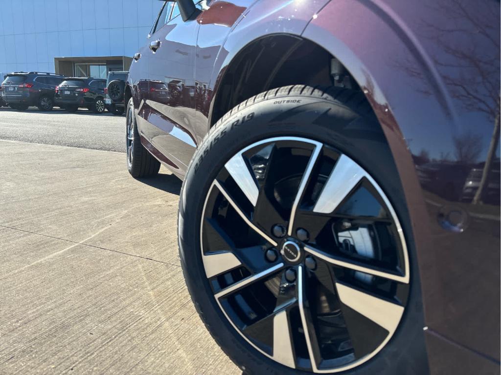 new 2026 Volvo XC60 car, priced at $59,084