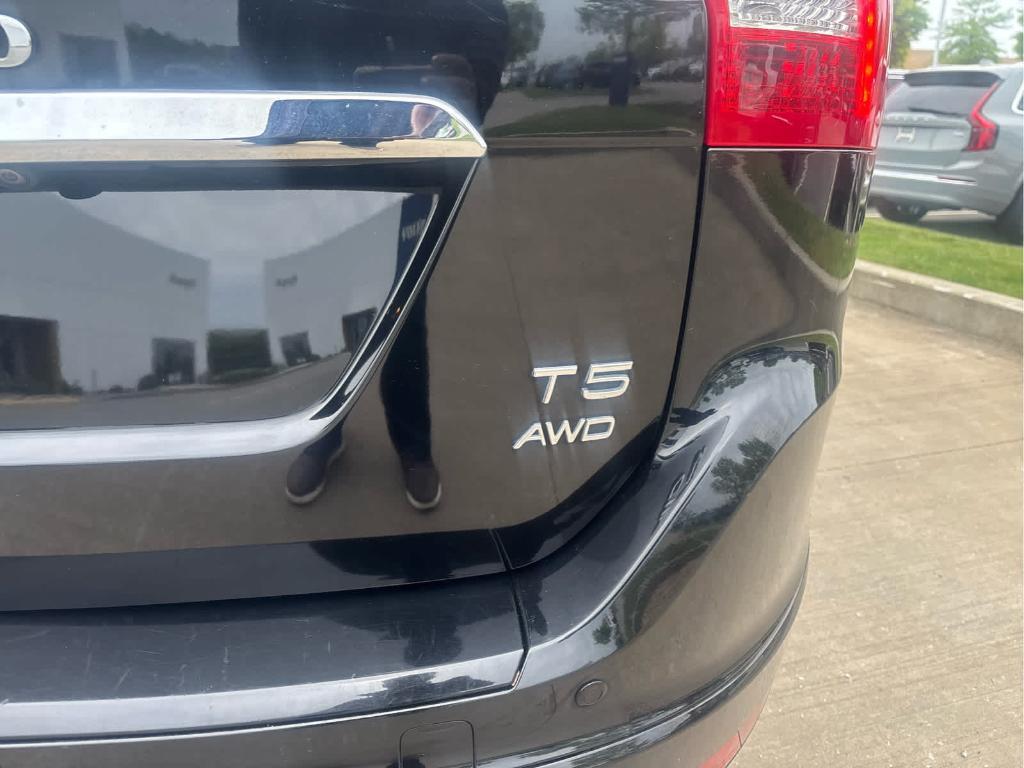 used 2016 Volvo XC60 car, priced at $10,994