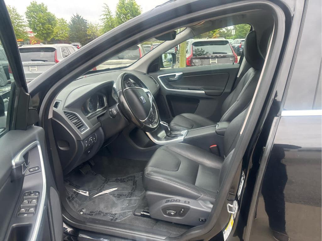used 2016 Volvo XC60 car, priced at $10,994