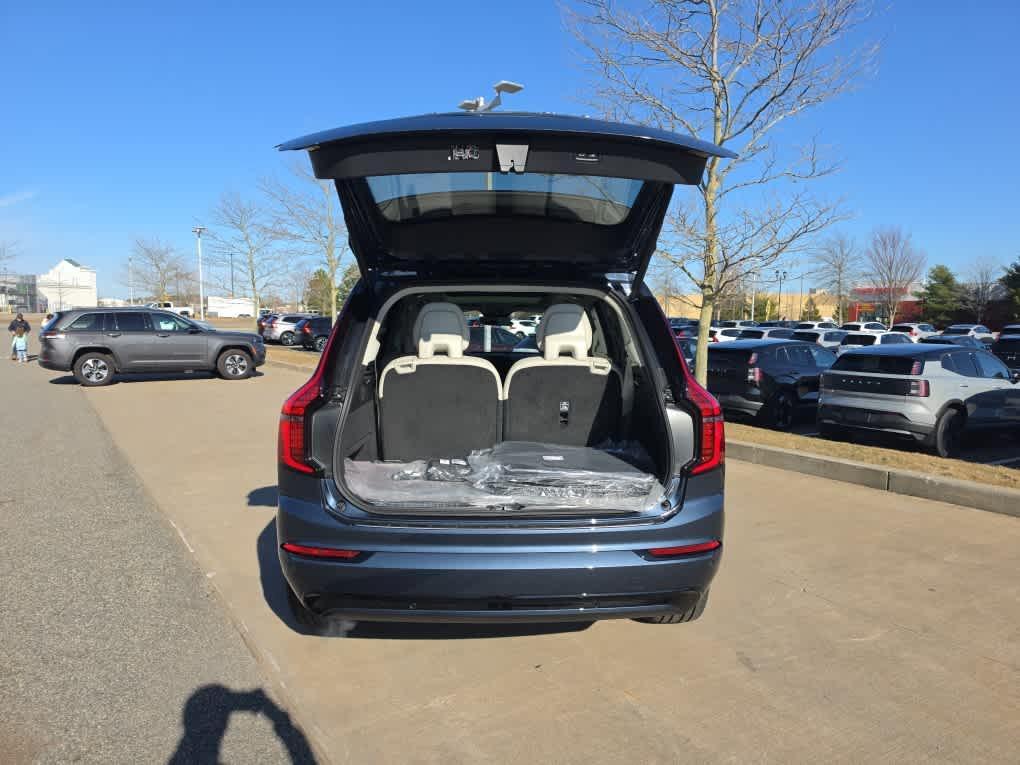new 2026 Volvo XC90 car, priced at $76,580