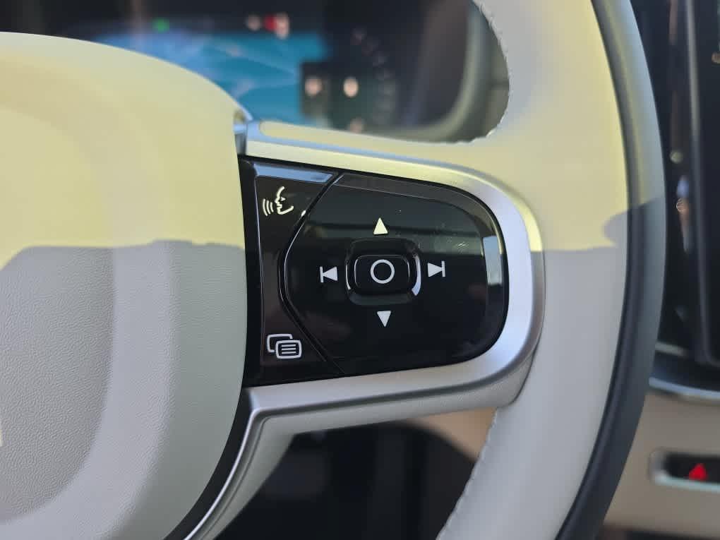 new 2026 Volvo XC90 car, priced at $76,580