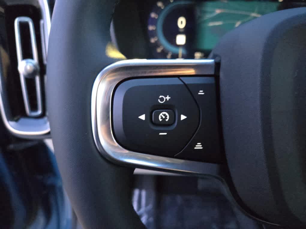 used 2023 Volvo XC40 car, priced at $28,200