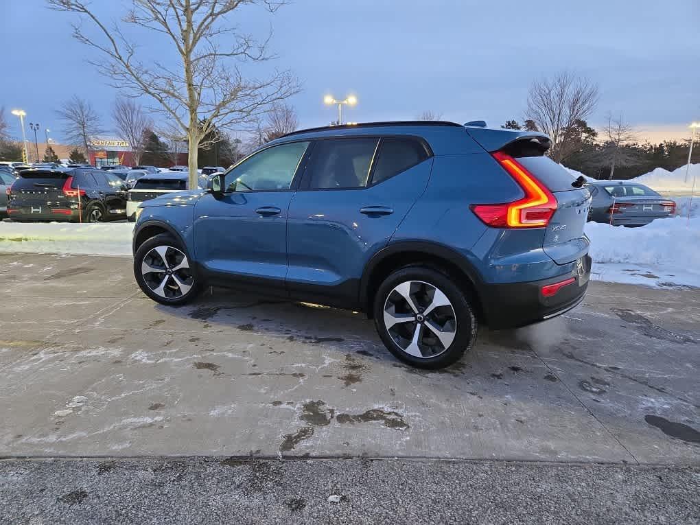 used 2023 Volvo XC40 car, priced at $28,200